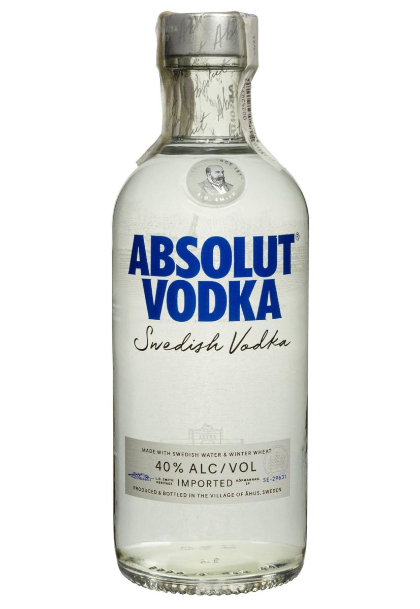 Водка ABSOLUT 0.5 л