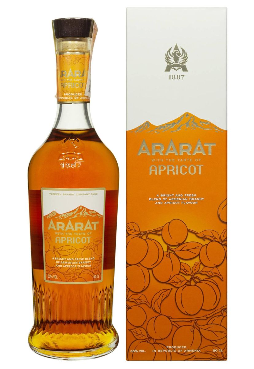 Бренді АрАрАт Apricot у коробці 0.5 л
