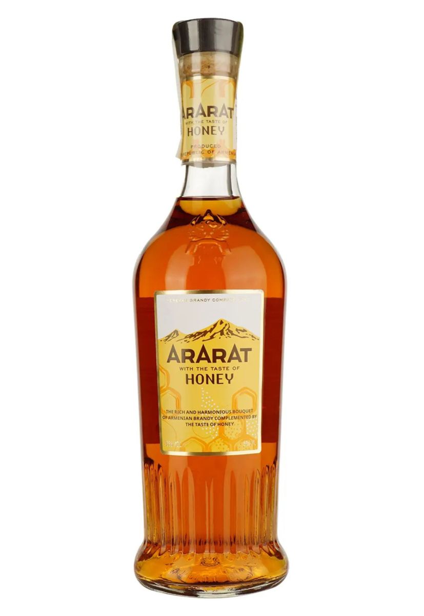 Бренди АрАрАт Honey в коробке 0,5 л